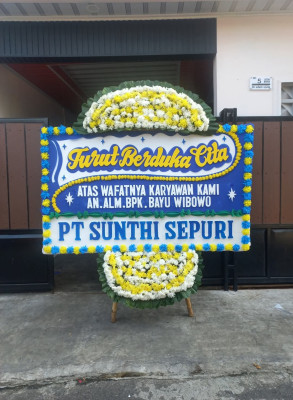 Papan Bunga Duka di Tanjung Pinang Barat