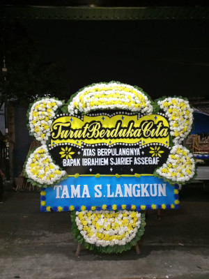 Papan Bunga Duka di Tanjung Pinang Barat